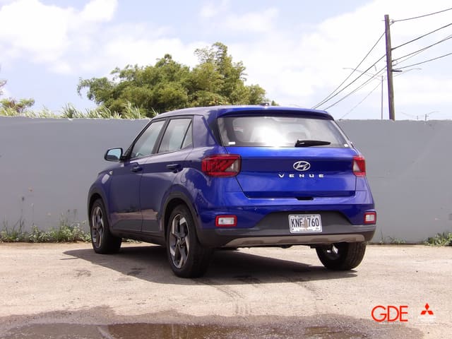 2025 Hyundai Venue SE