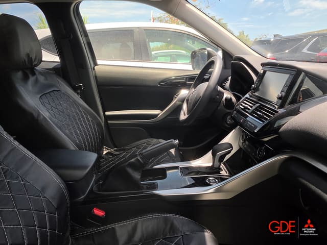 2025 Mitsubishi ECLIPSE CROSS ES