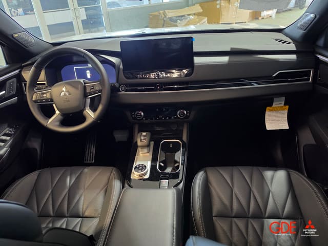 2026 Mitsubishi Outlander SEL