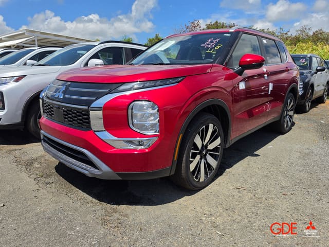 2026 Mitsubishi Outlander SE