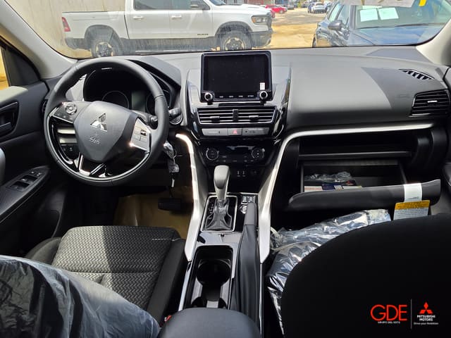 2026 Mitsubishi ECLIPSE CROSS LE