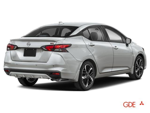2023 Nissan Versa SR