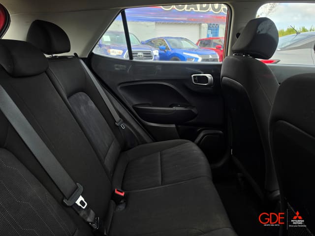 2025 Hyundai Venue SE