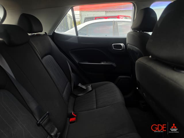 2025 Hyundai Venue SE