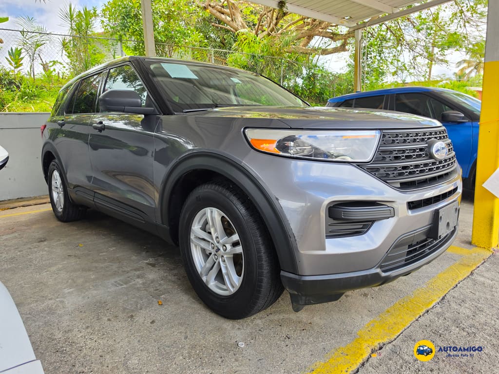 2022 Ford Explorer Base RWD's photo