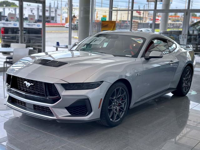 2025 Ford Mustang