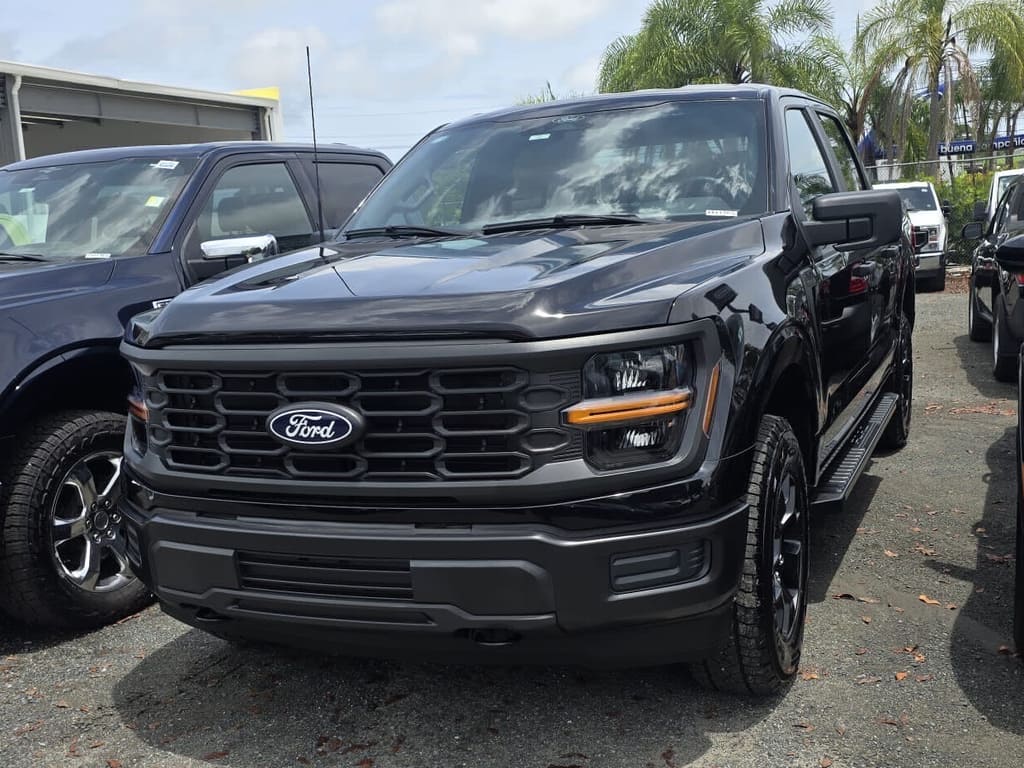 2025 Ford F-150 STX 4x4 SuperCrew 5-1/2 Box's photo