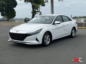 2023 Hyundai Elantra SE