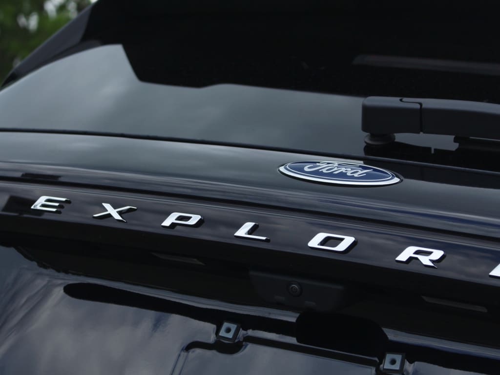 2025 Ford Explorer Active - Photo 5