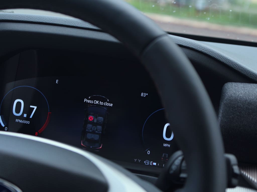 2025 Ford Explorer Active - Photo 10