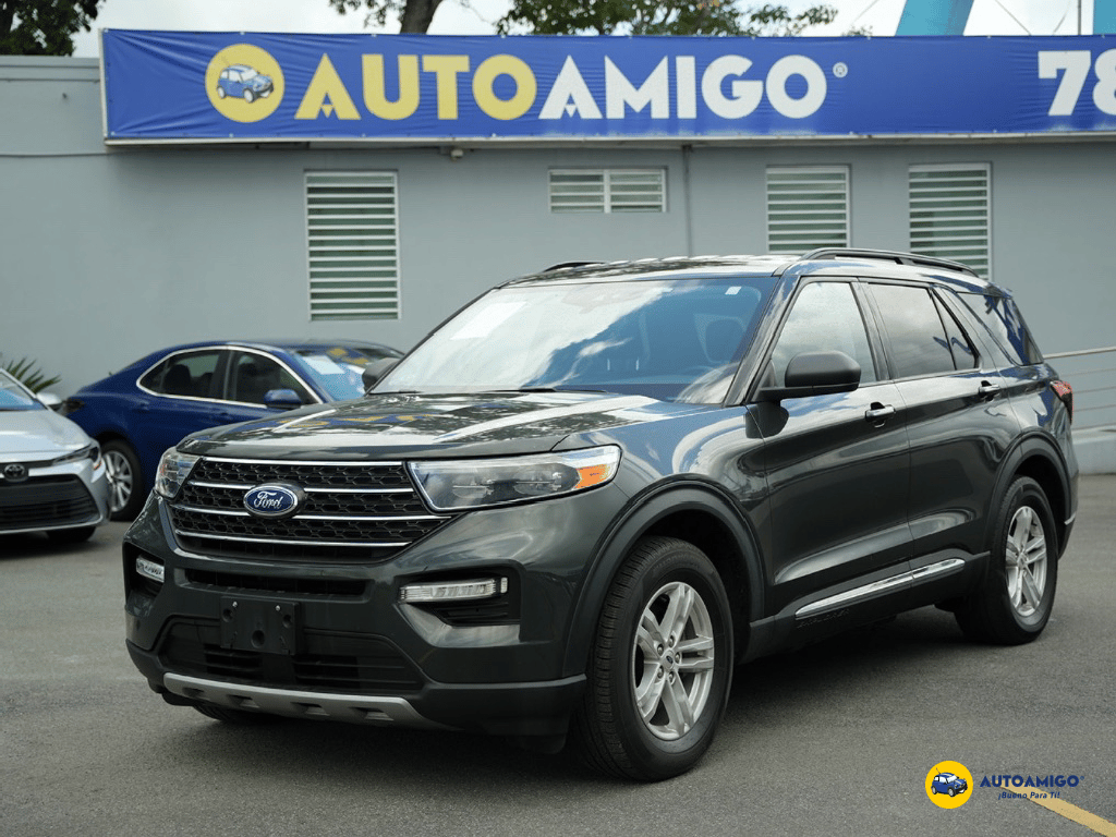 2022 Ford Explorer XLT RWD's photo
